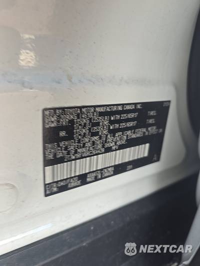 2024 Toyota RAV4 XLE - zdjęcie 14 z 23 - miniatura