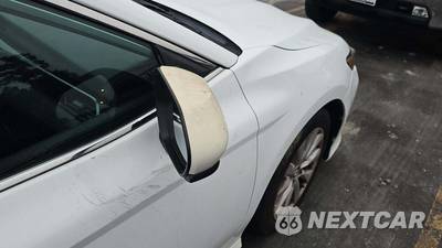 2020 Toyota Camry LE - zdjęcie 28 z 28 - miniatura