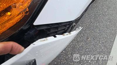 2018 Toyota Camry SE - zdjęcie 30 z 31 - miniatura