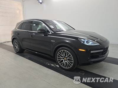 2023 Porsche Cayenne Turbo S E-Hybrid - zdjęcie 3 z 32 - miniatura