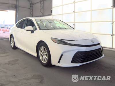 2025 Toyota Camry LE - zdjęcie 3 z 23 - miniatura