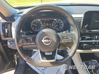 2024 Nissan Pathfinder SV - zdjęcie 10 z 19 - miniatura