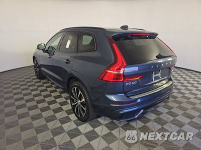 2024 Volvo XC60 B5 Plus Dark Theme - zdjęcie 6 z 17 - miniatura