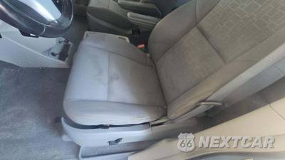 2009 Volkswagen Routan SE w/Rear Seat Entertainment 121.2" WB - zdjęcie 24 z 36 - miniatura
