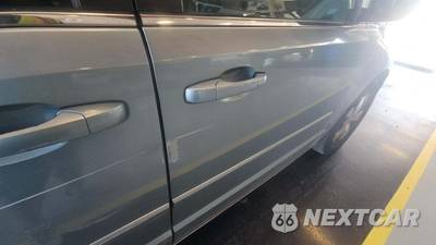 2009 Volkswagen Routan SE w/Rear Seat Entertainment 121.2" WB - zdjęcie 25 z 36 - miniatura