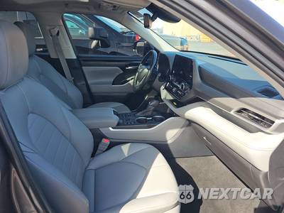 2023 Toyota Highlander XLE - zdjęcie 8 z 30 - miniatura