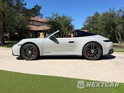 2026 Porsche 911 Targa 4 GTS - zdjęcie 1 z 47 - miniatura