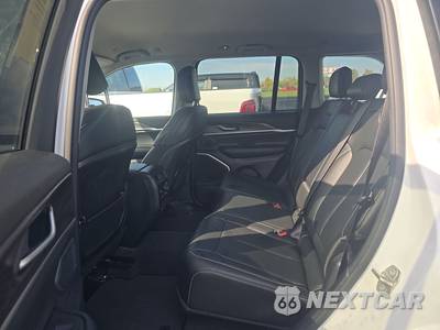 2023 Jeep Grand Cherokee Limited - zdjęcie 19 z 27 - miniatura