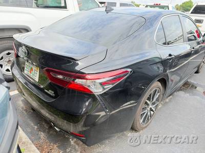 2023 Toyota Camry Hybrid SE - zdjęcie 3 z 9 - miniatura