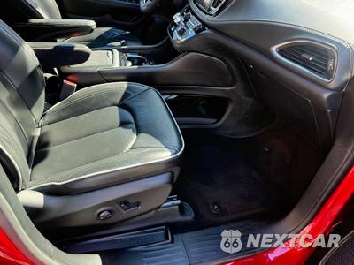 2025 Chrysler Pacifica Limited 121.6" WB - zdjęcie 14 z 25 - miniatura