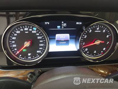 2017 Mercedes-Benz E 300 Luxury 4MATIC Sedan - zdjęcie 12 z 31 - miniatura