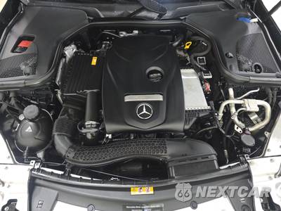 2017 Mercedes-Benz E 300 Luxury 4MATIC Sedan - zdjęcie 16 z 31 - miniatura