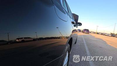 2017 Mercedes-Benz E 300 Luxury 4MATIC Sedan - zdjęcie 28 z 31 - miniatura