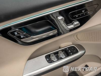 2026 Mercedes-Benz GLC 300 4MATIC - zdjęcie 23 z 50 - miniatura