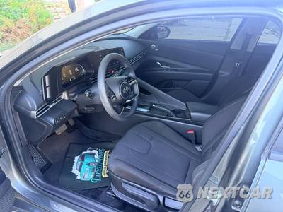 2025 Hyundai Elantra SE - zdjęcie 10 z 29 - miniatura