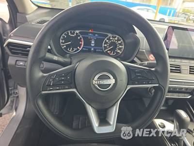 2026 Nissan Altima SV - zdjęcie 10 z 21 - miniatura