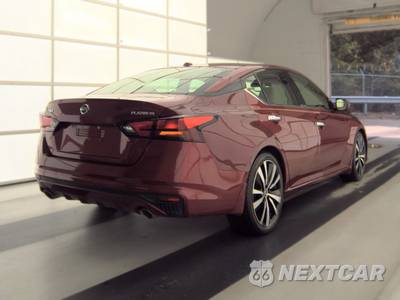 2019 Nissan Altima Platinum - zdjęcie 4 z 42 - miniatura