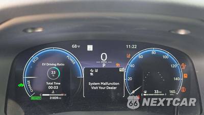 2025 Toyota Camry XLE - zdjęcie 25 z 31 - miniatura