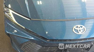 2025 Toyota Camry XLE - zdjęcie 31 z 31 - miniatura