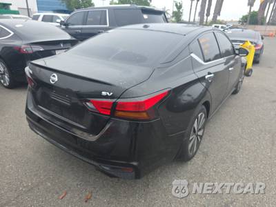 2019 Nissan Altima SV - zdjęcie 4 z 39 - miniatura