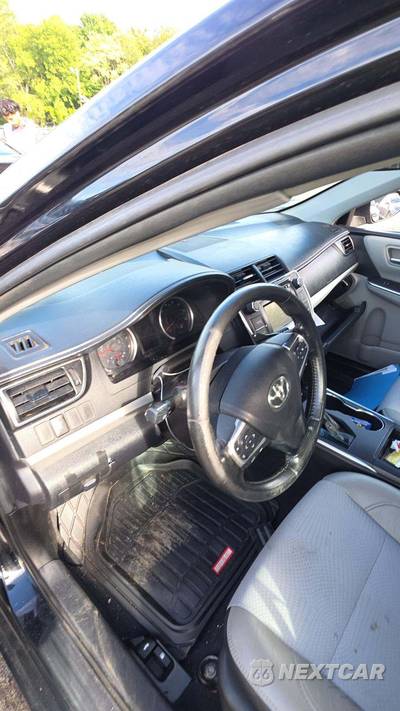 2016 Toyota Camry SE - zdjęcie 42 z 42 - miniatura