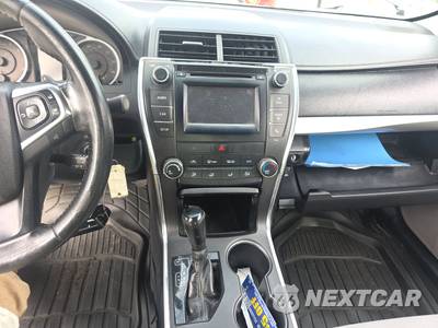 2016 Toyota Camry SE - zdjęcie 11 z 42 - miniatura