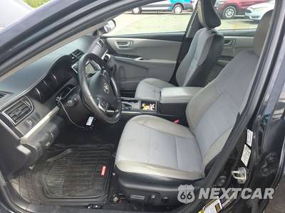 2016 Toyota Camry SE - zdjęcie 7 z 42 - miniatura