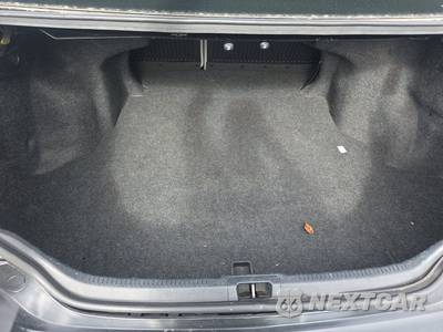 2016 Toyota Camry SE - zdjęcie 16 z 42 - miniatura