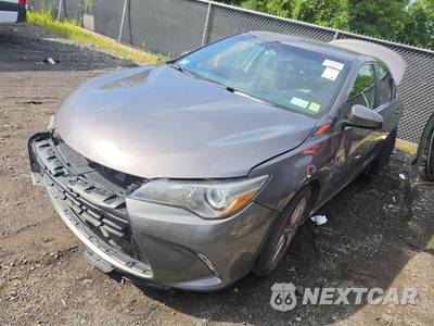 2016 Toyota Camry SE - zdjęcie 1 z 51 - miniatura