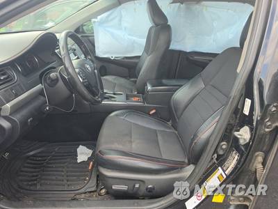 2016 Toyota Camry SE - zdjęcie 7 z 39 - miniatura