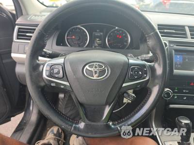 2016 Toyota Camry SE - zdjęcie 10 z 39 - miniatura