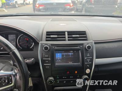 2016 Toyota Camry SE - zdjęcie 11 z 39 - miniatura