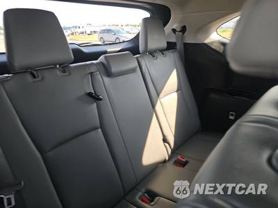 2022 Toyota Highlander XLE - zdjęcie 14 z 28 - miniatura
