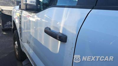 2025 Ford Super Duty F-250 XL Crew Cab Long Bed - zdjęcie 22 z 29 - miniatura