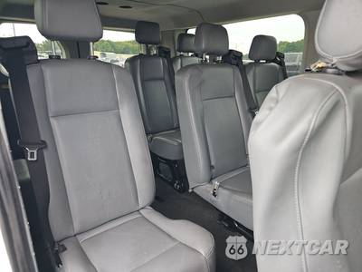 2017 Ford Transit 350 Passenger Wagon XL w/RH Swing-Out Doors Low Roof 147.6" WB - zdjęcie 14 z 27 - miniatura