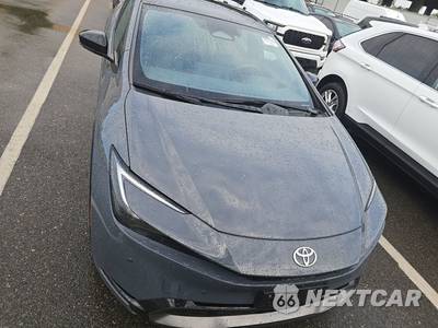 2024 Toyota Prius Limited - zdjęcie 2 z 32 - miniatura