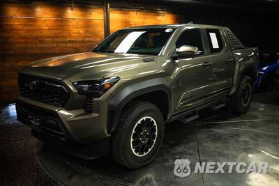 2024 Toyota Tacoma Hybrid TRD Off Road Crew Cab Medium Bed - zdjęcie 2 z 28 - miniatura