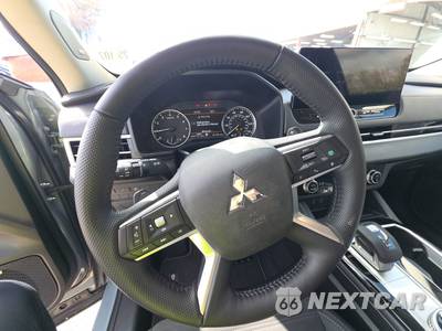 2026 Mitsubishi Outlander SE - zdjęcie 10 z 23 - miniatura