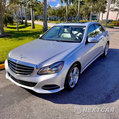 2016 Mercedes-Benz E 350 Luxury 4MATIC Sedan - zdjęcie 2 z 114 - miniatura