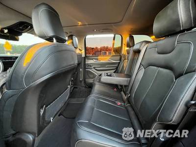 2023 Jeep Grand Cherokee 4xe - zdjęcie 11 z 27 - miniatura
