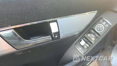 2008 Mercedes-Benz C 300 - zdjęcie 18 z 54 - miniatura
