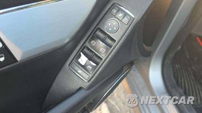 2008 Mercedes-Benz C 300 - zdjęcie 43 z 54 - miniatura