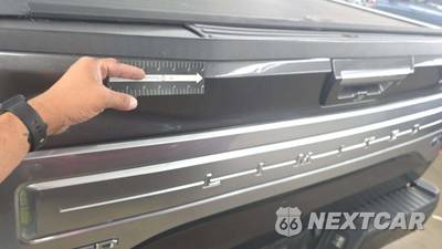 2017 Ford F-150 Limited Crew Cab Short Bed - zdjęcie 25 z 30 - miniatura