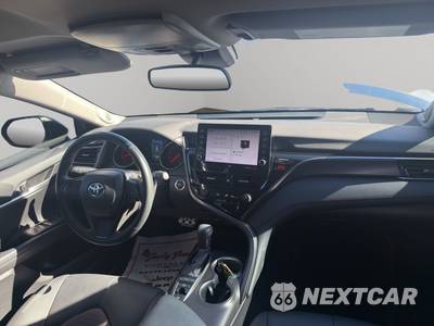 2023 Toyota Camry TRD - zdjęcie 18 z 20 - miniatura