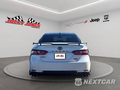 2023 Toyota Camry TRD - zdjęcie 8 z 20 - miniatura