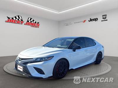 2023 Toyota Camry TRD - zdjęcie 2 z 20 - miniatura