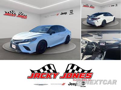 2023 Toyota Camry TRD - zdjęcie 1 z 20 - miniatura