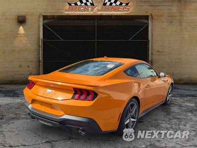 2026 Ford Mustang EcoBoost Premium Coupe - zdjęcie 11 z 20 - miniatura