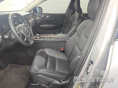 2024 Volvo XC60 B5 Plus Dark Theme - zdjęcie 7 z 19 - miniatura