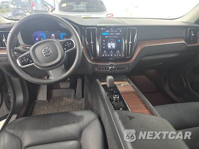 2024 Volvo XC60 B5 Plus Dark Theme - zdjęcie 11 z 19 - miniatura